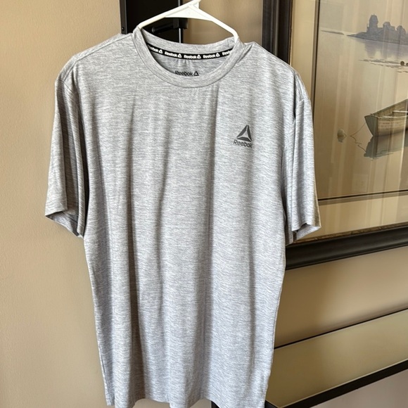Reebok Other - Reebok Men's Gray T-Shirt Large Workout Like New